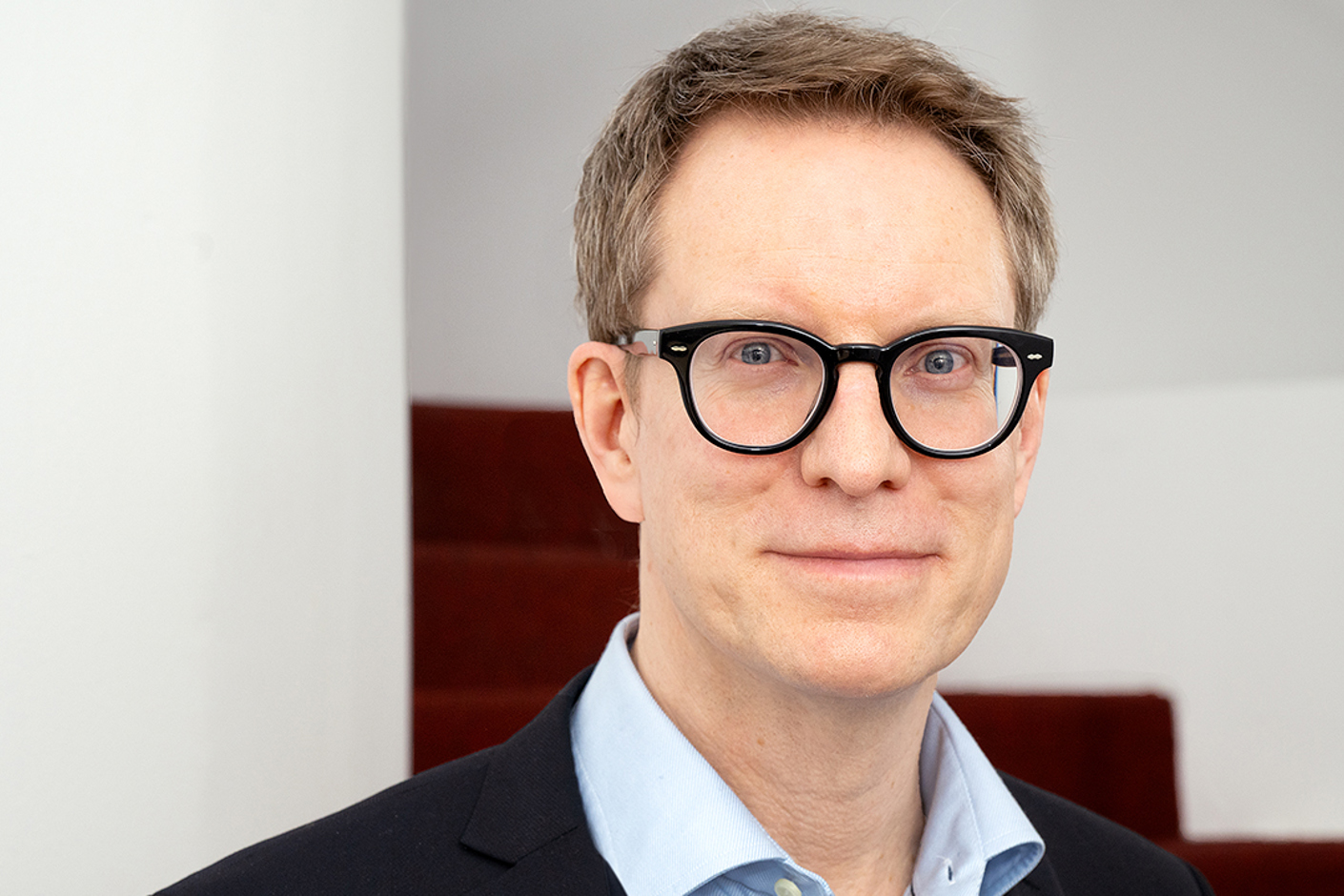 Samuel Engblom pratar om bakgrunden till lönetransparens och jämställda löner