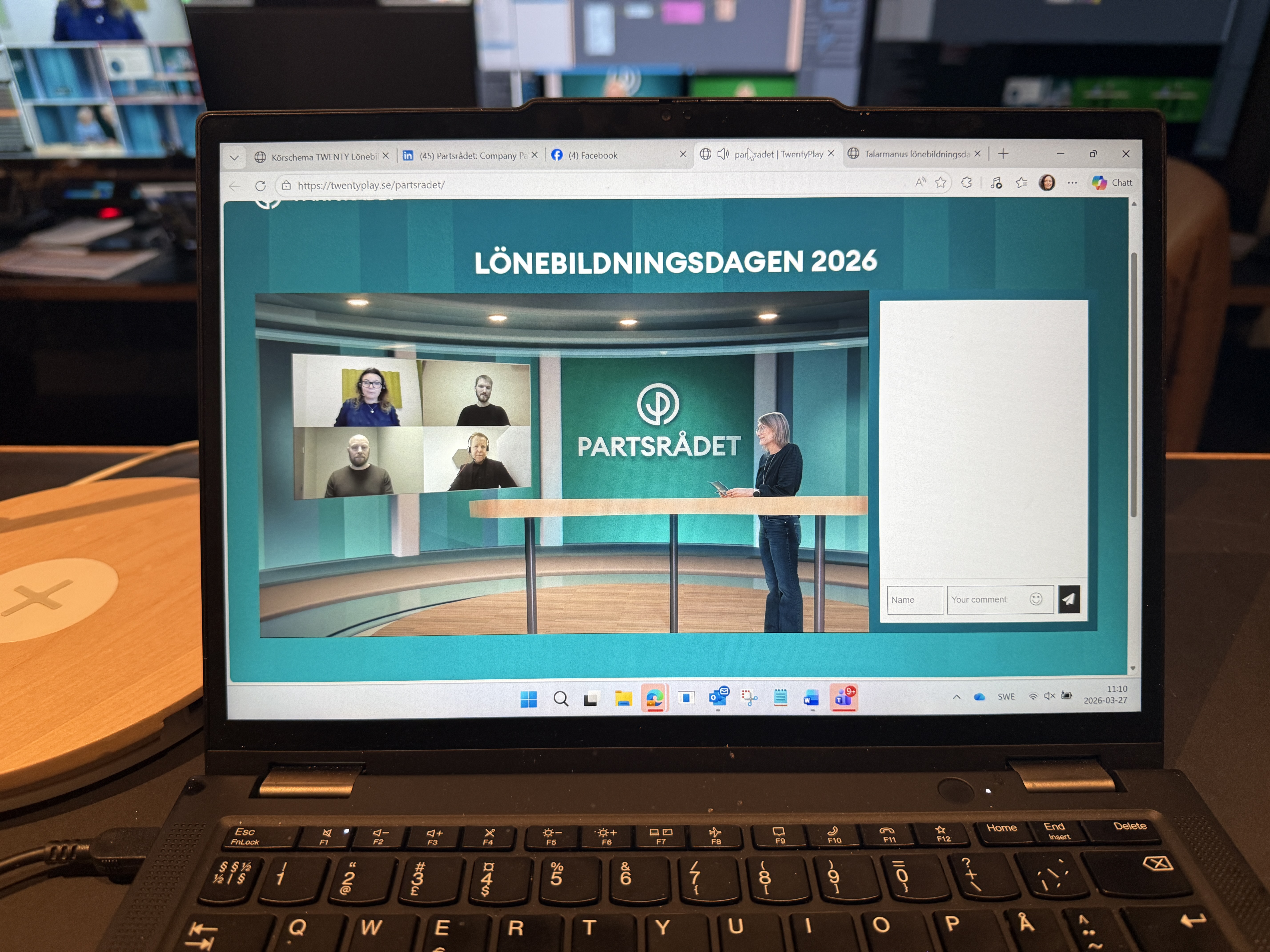 Åsa Pyka samtalar med Försäkringskassans representanter