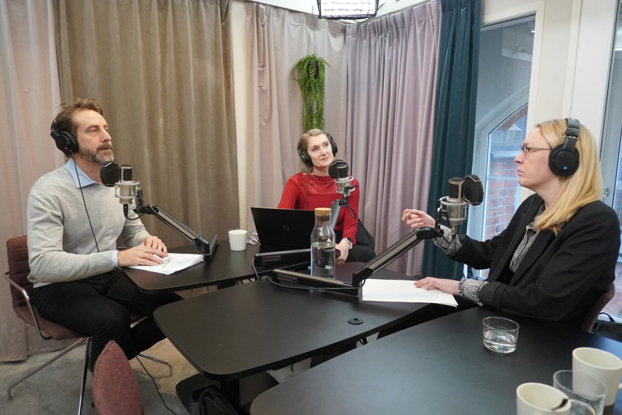 Olof Hugander från Partsrådet, Åsa Pyka från Arbetsgivarverket och Sanna Feldell från OFR, S, P, O