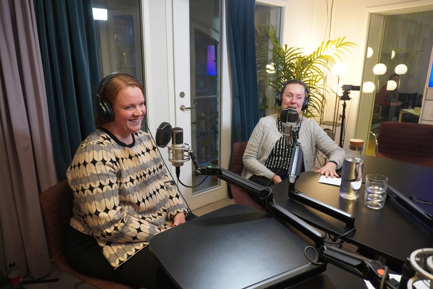 Karin Åslund, från Arbetsgivarverket och Helené Zallin, från Seko
